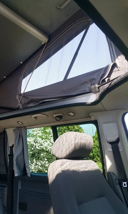 Volkswagen Caravelle cena 49000 przebieg: 366000, rok produkcji 2005 z Gdańsk małe 562